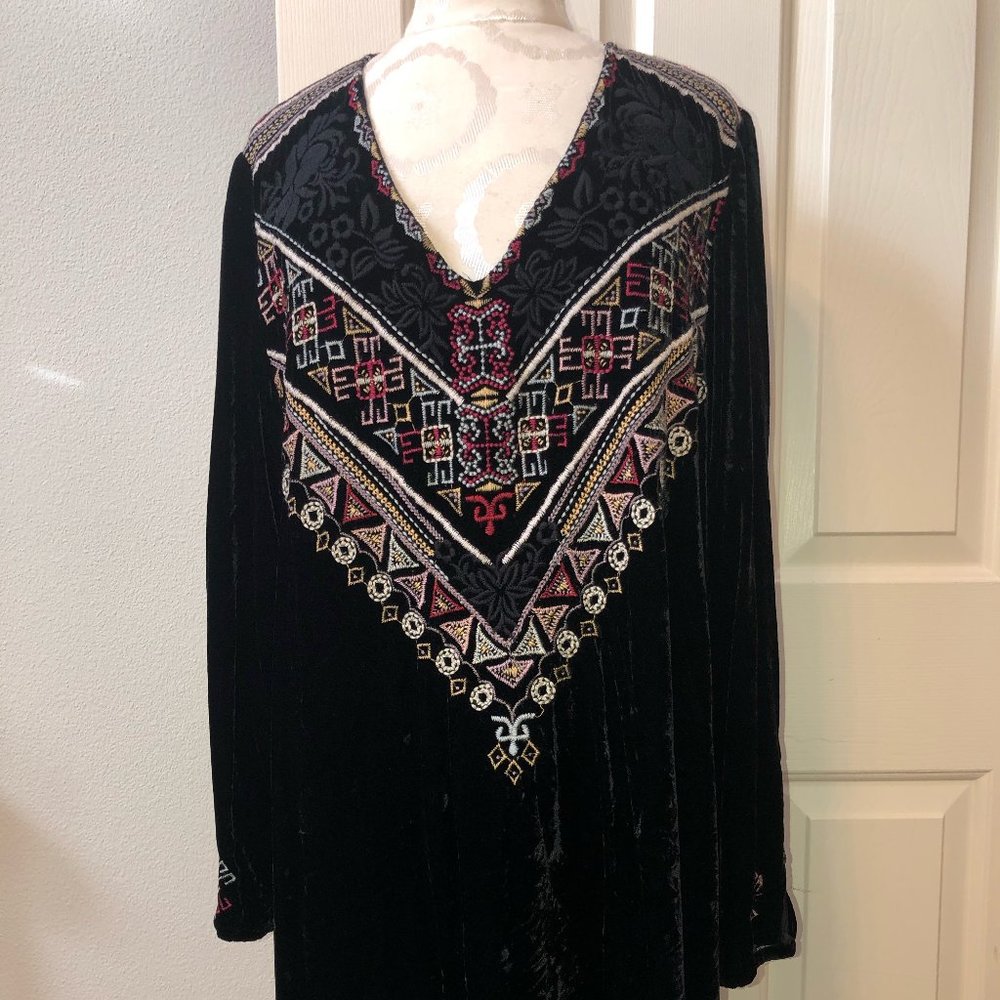 Johnny Was JWLA Landon XL Velvet Tunic Embroidery